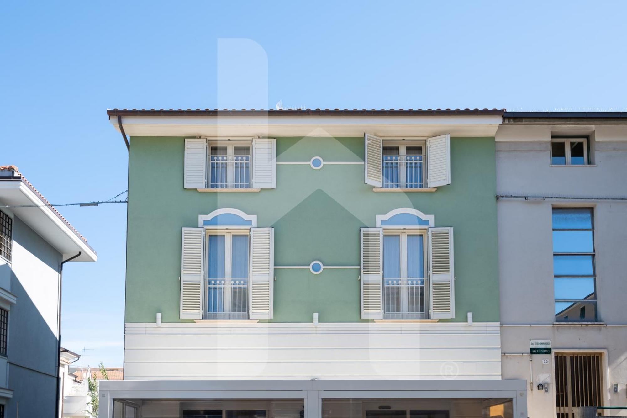 Homiday - Residenza D'Annunzio Appartement Pineto Buitenkant foto