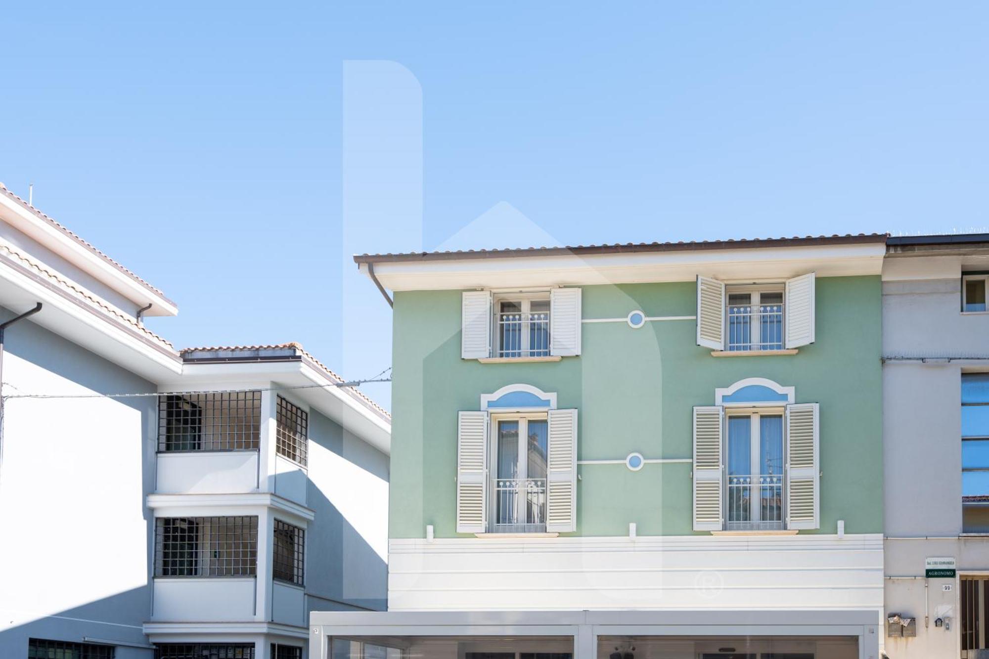 Homiday - Residenza D'Annunzio Appartement Pineto Buitenkant foto