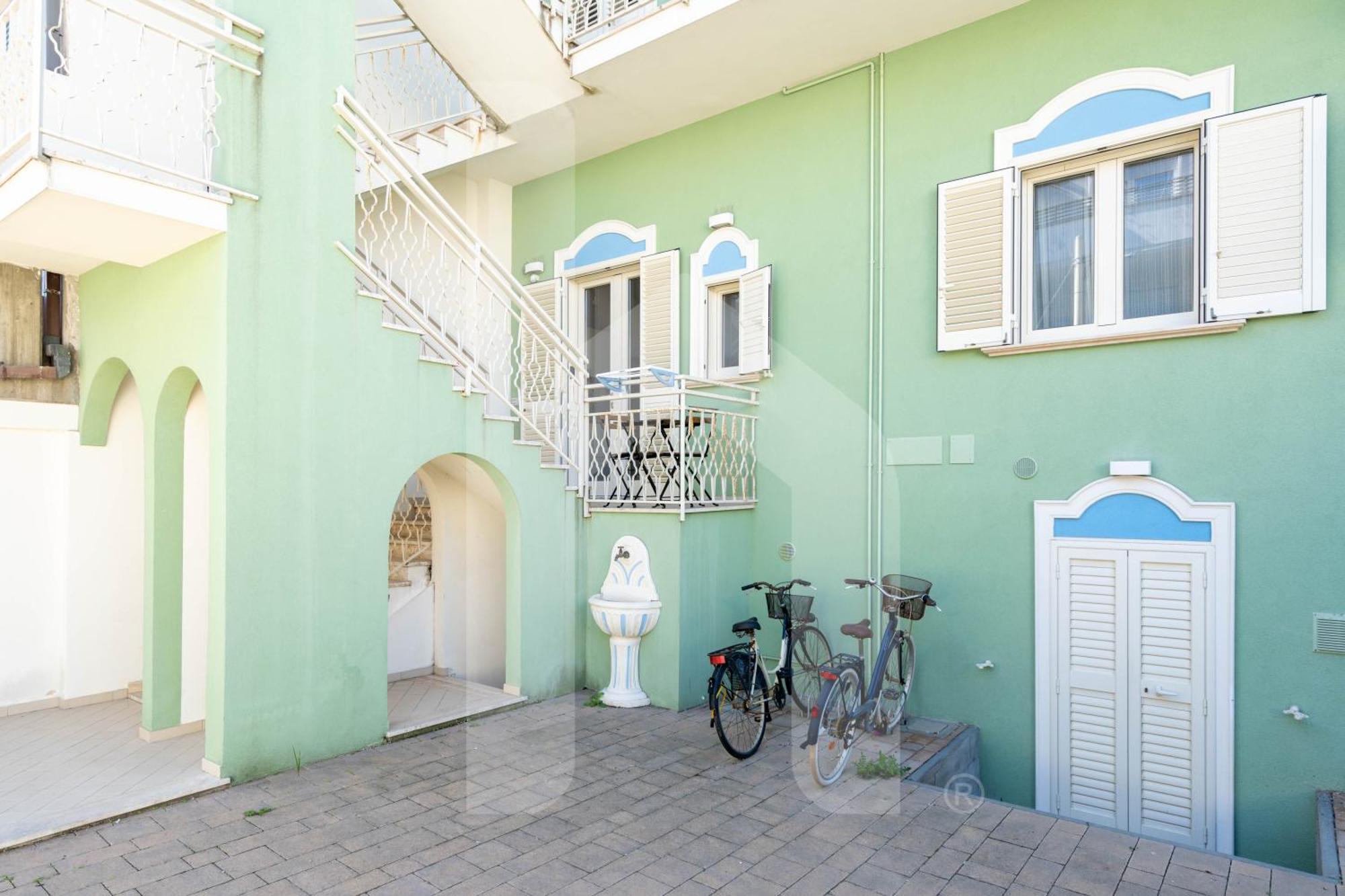 Homiday - Residenza D'Annunzio Appartement Pineto Buitenkant foto